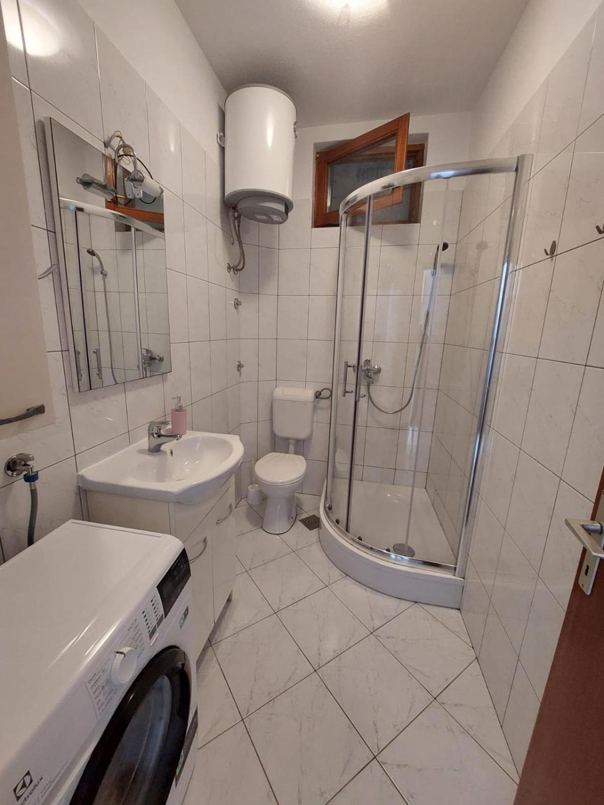 Love Apartments Zecevo Bagian luar foto